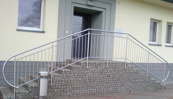 balustrady balkonowe i schodowe ze stali nierdzewnej lubliniec